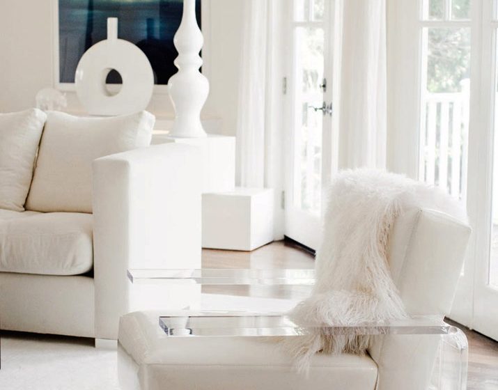 Carrie Livingston: A modern selection of living rooms SITTING12 715x560