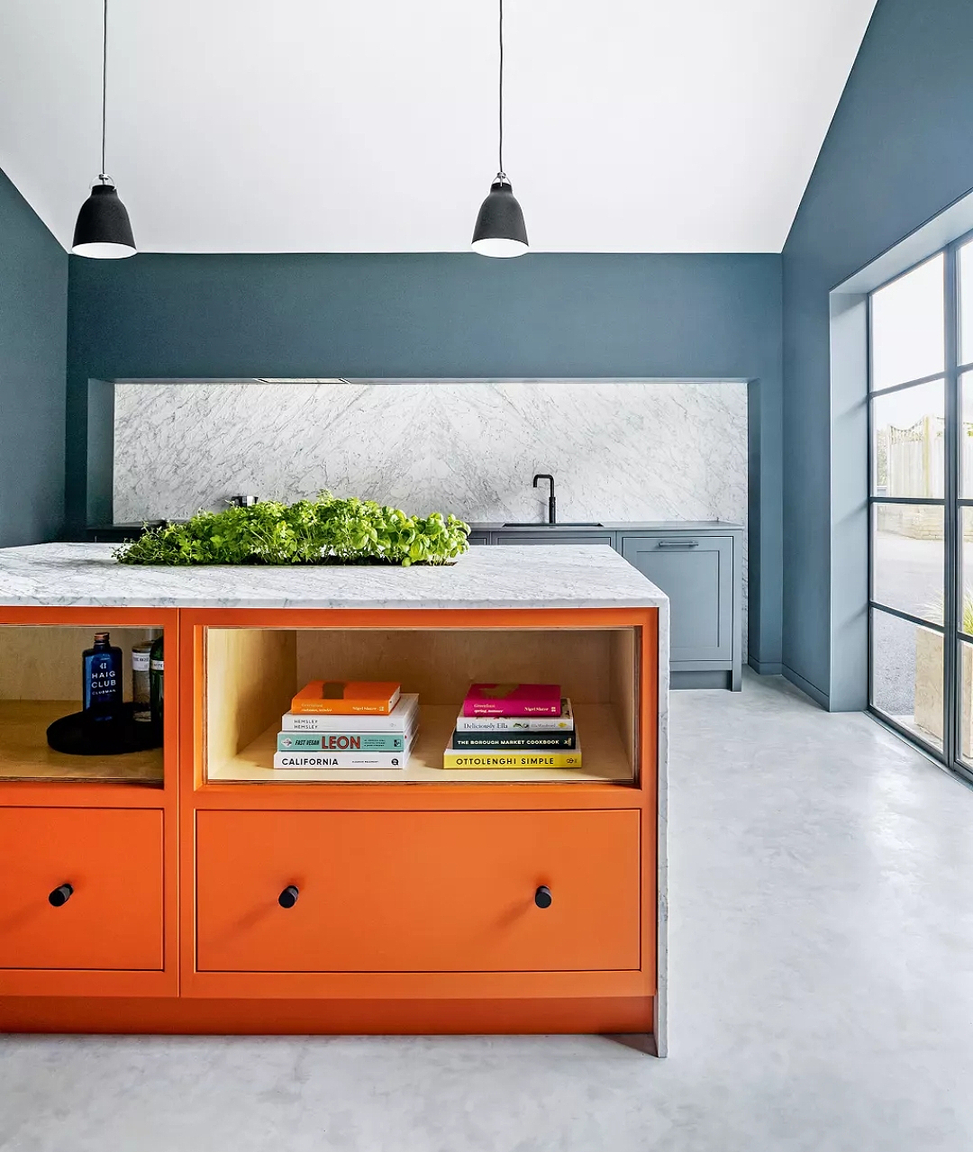 Colorful-Kitchen-Designs-You-Cant-Miss-8 Colorful-Kitchen-Designs-You-Cant-Miss-8 Project by: Middleton Bespoke - Colorful Kitchen Designs You Can't-Miss Colorful Kitchen Designs You Can’t-Miss Colorful Kitchen Designs You Cant Miss 8