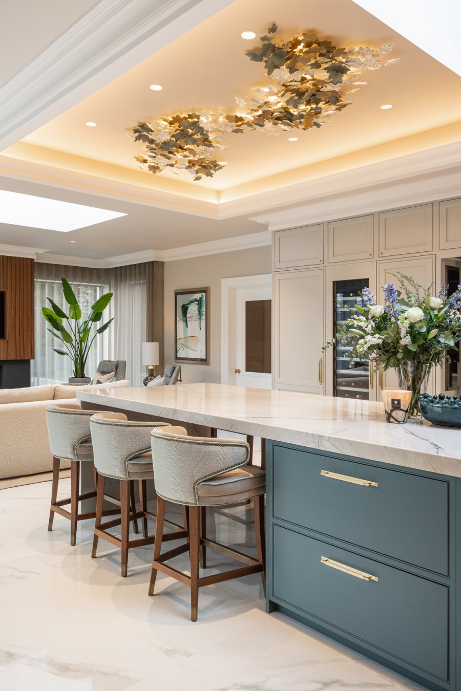 Cultra Renovation: Timeless Elegance by Kris Turnbull Studios