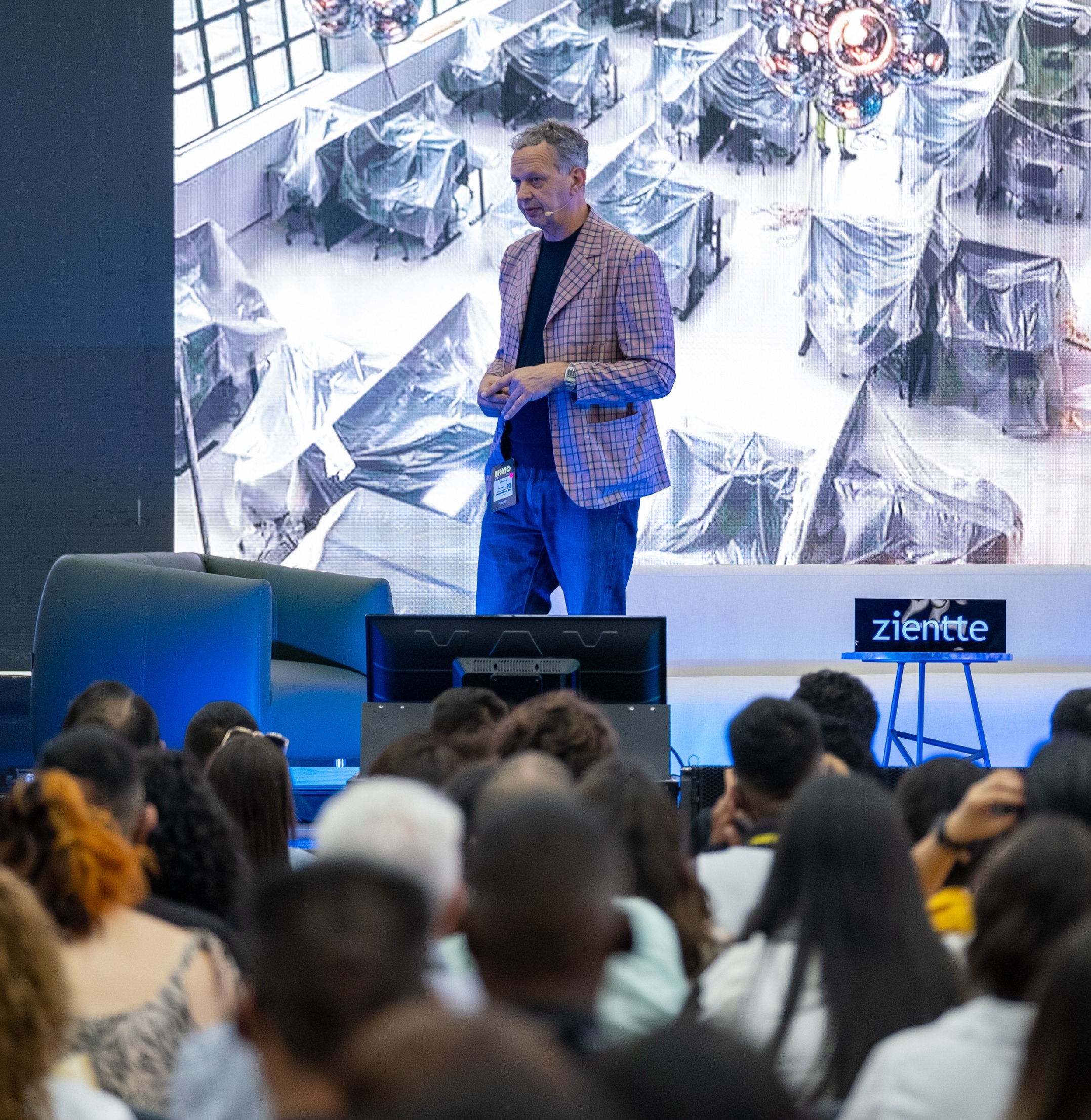 Expe_2-2 Expe_2-2 La Feria De Diseño: Discover Global Design Trends in Colombia la feria de diseño La Feria De Diseño: Discover Global Design Trends in Colombia Expe 2 2