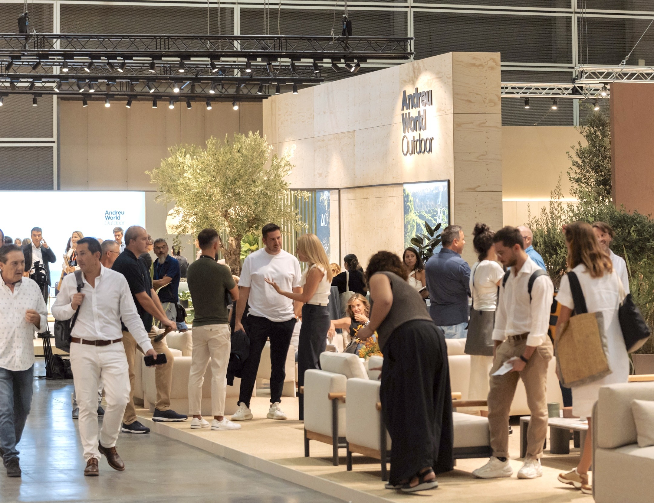 FERIA-HABITAT-2023-x-BravaStudio-0735 FERIA-HABITAT-2023-x-BravaStudio-0735 Feria Hábitat València 2024: The Future of Furniture and Design feria hábitat valència Feria Hábitat València 2024: The Future of Furniture and Design FERIA HABITAT 2023 x BravaStudio 0735