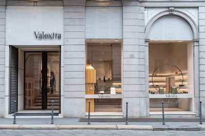 Milan 2026: Rossana Orlandi’s Universe — From the Secret Courtyard to City-Wide Masterpieces Manzoni  0001 MDW22 VALEXTRA 35