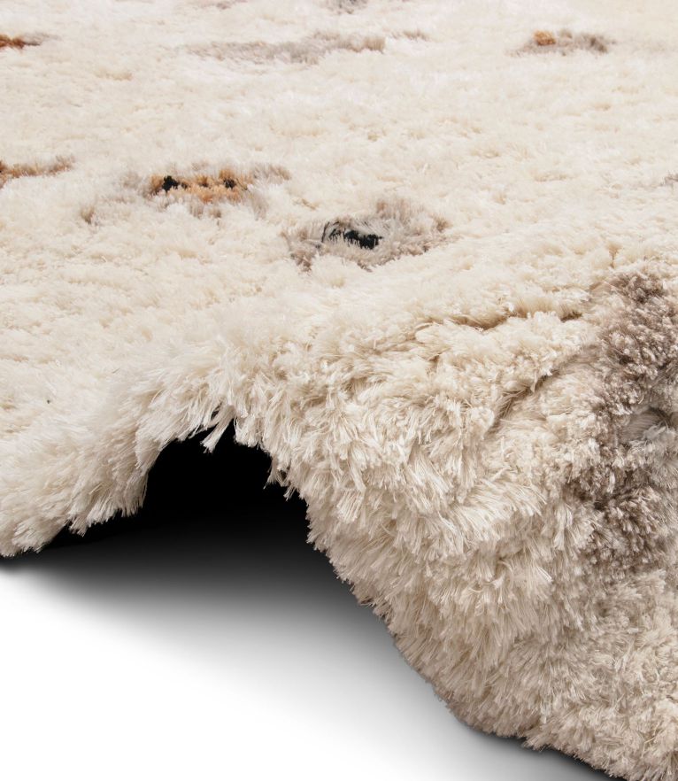 Oslo Shaggy Rug: Handmade With New Zealand Wool and Silk - Home'Society