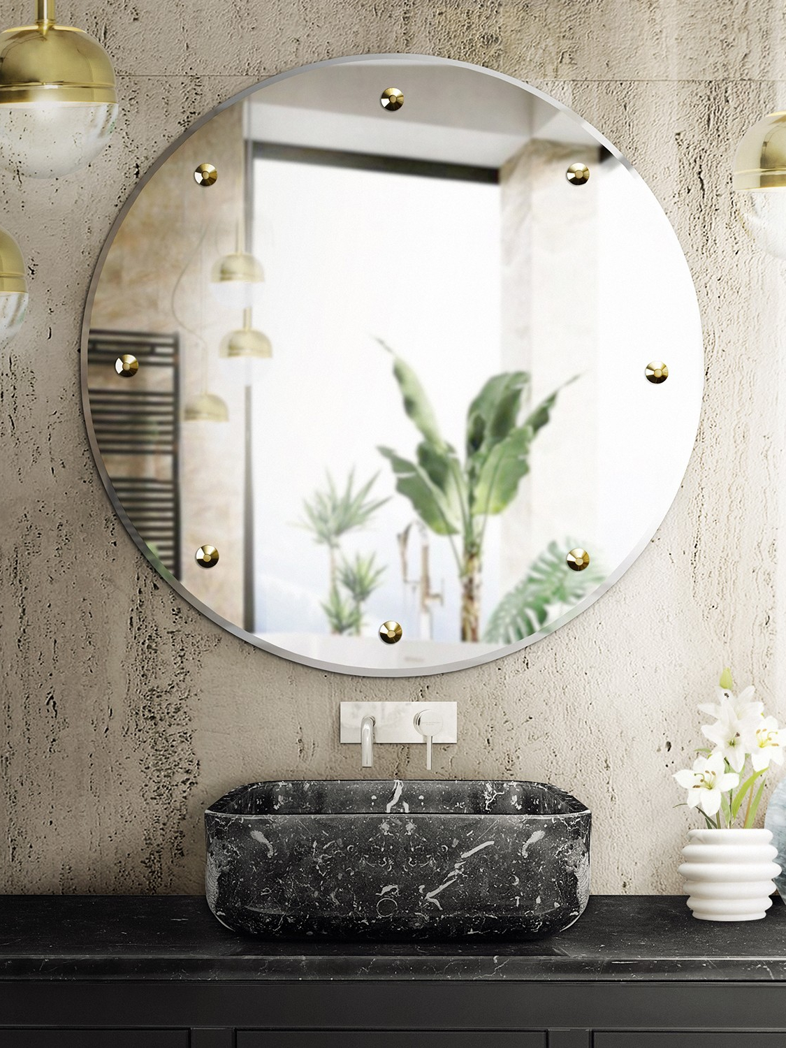 Modern Bathroom With Black And White Marbled Bathroom Sink - Home'Society