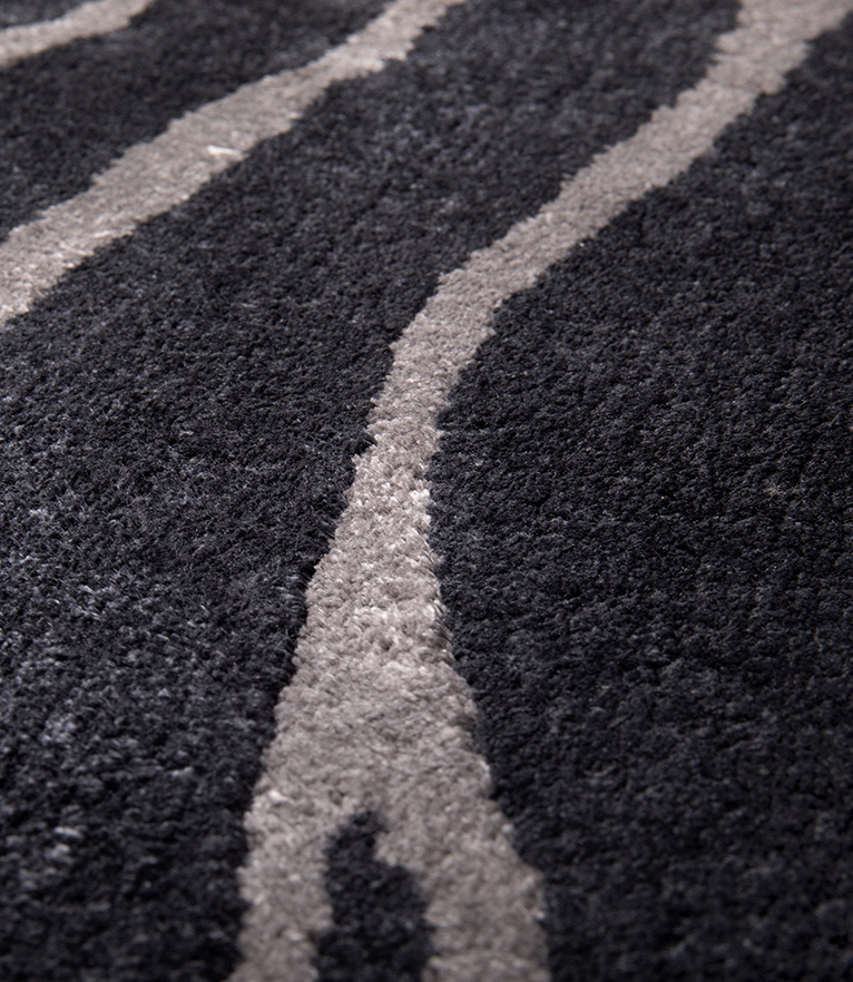 Enz Round Rug: In Hand-Tufted Tencel With A Unique Pattern For A Modern Home - Home'Society