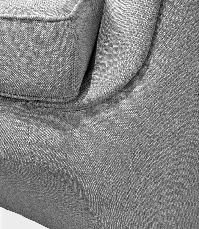 Hera Round Three Sofa: Fully Upholstered In Twill - Home'Society