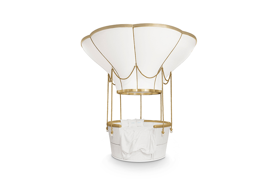 Air Balloon Bed: Hot Air Balloon Ride In Fantasy