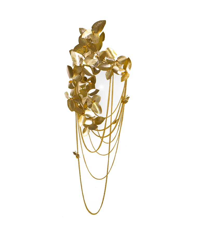 McQueen Wall Light: Structure In Brass For A Modern Living Room Design
